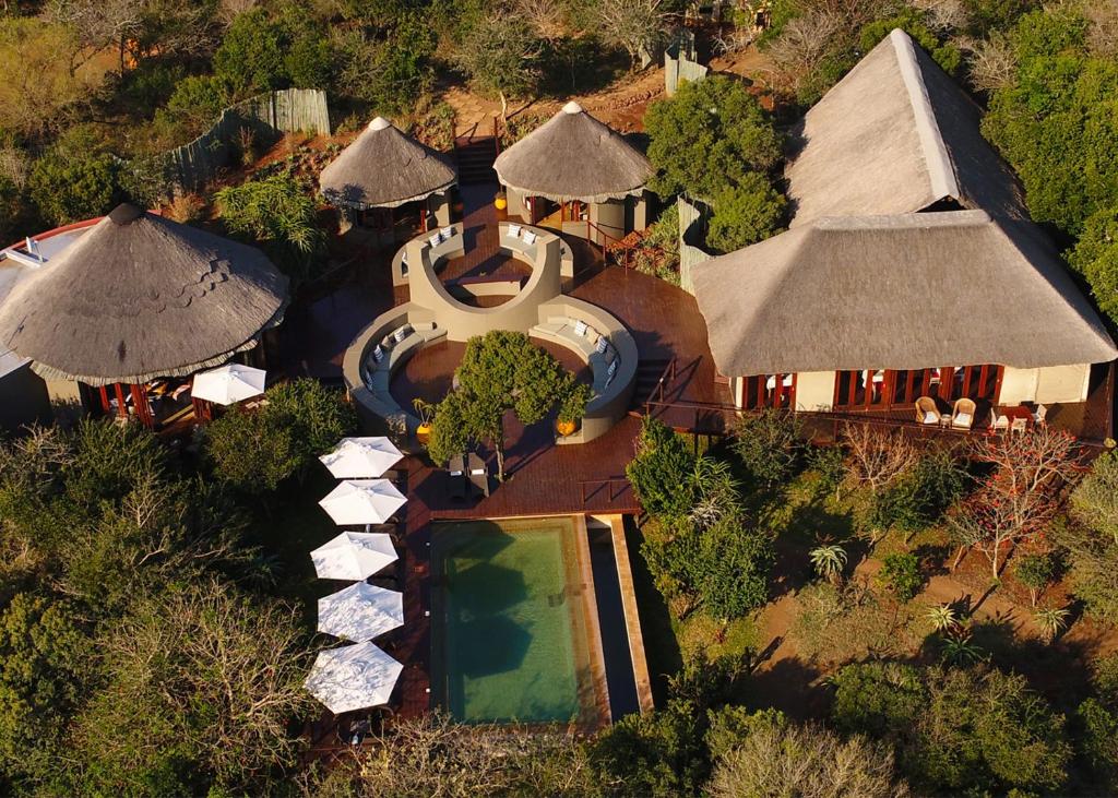 Thanda Safari Lodge
